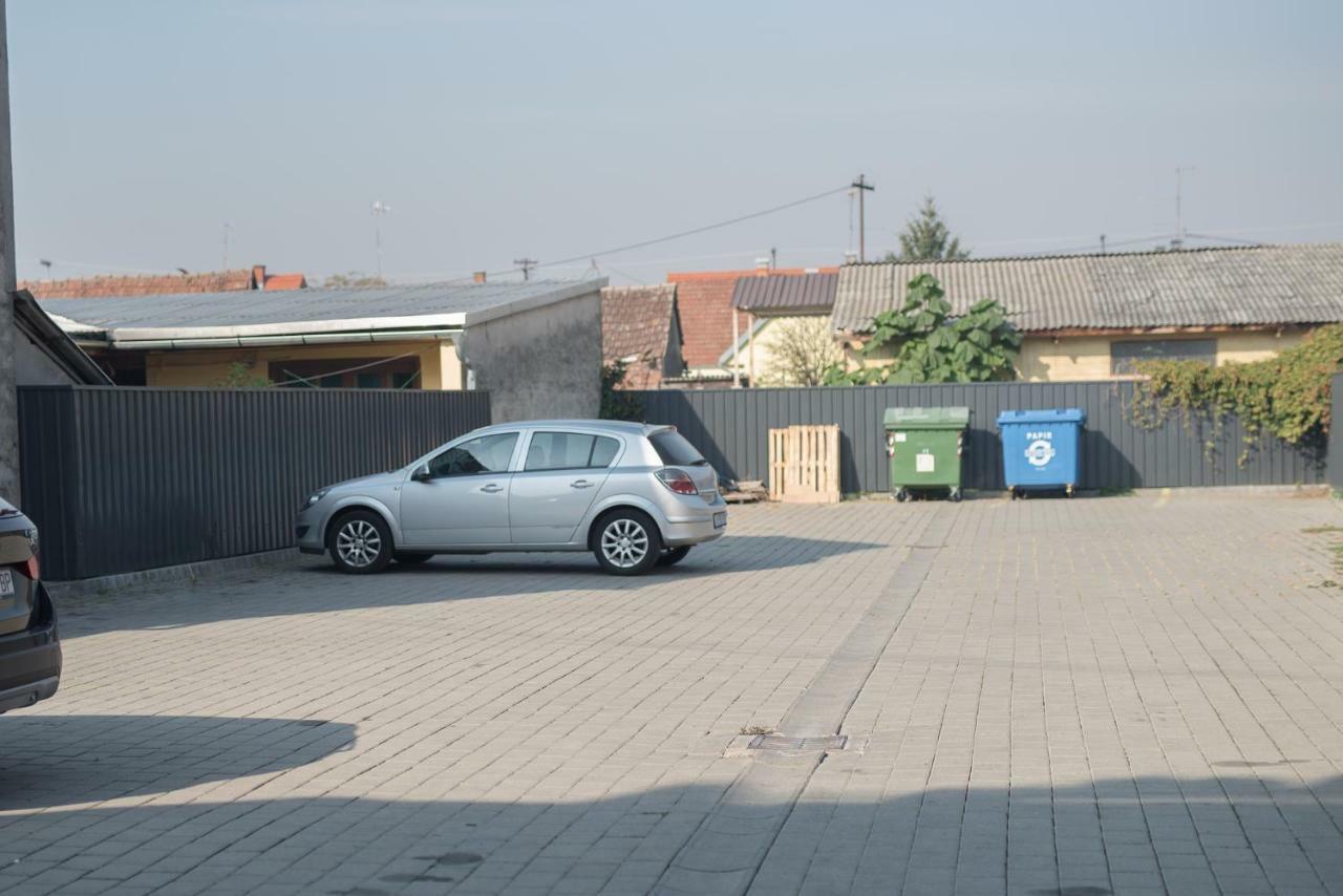 Apartman "Joka" Ðakovo Extérieur photo