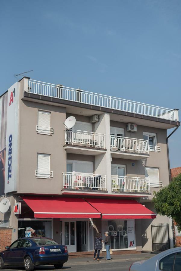 Apartman "Joka" Ðakovo Extérieur photo